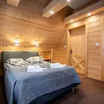 Mountain Centrum Homestay szállás *