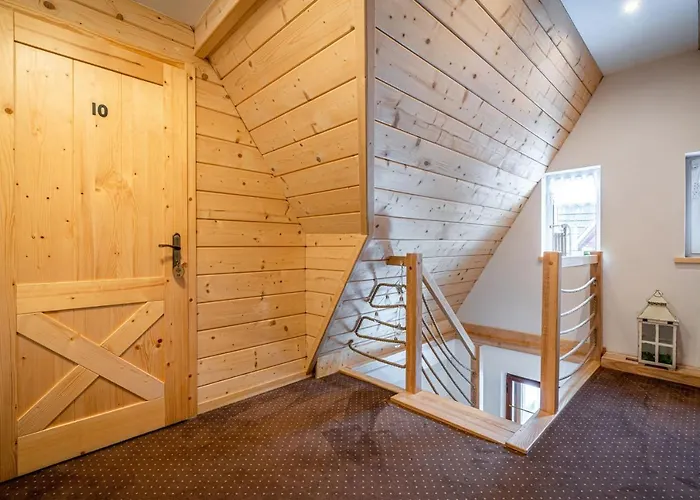 Mountain Centrum 자코파네