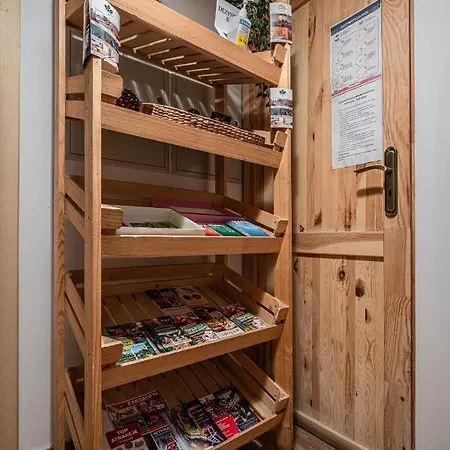 Mountain Centrum ホームステイ *