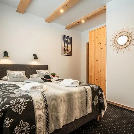 Mountain Centrum ザコパネ